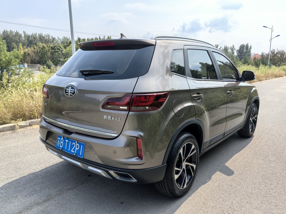 奔騰 X40  2019款 1.6L 自動豪華型圖片