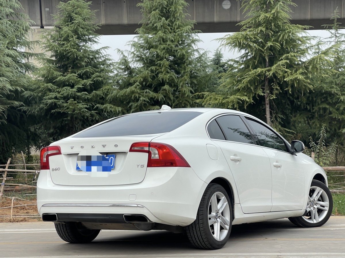 沃爾沃 S60  2015款 L 2.0T T5 智馭版圖片