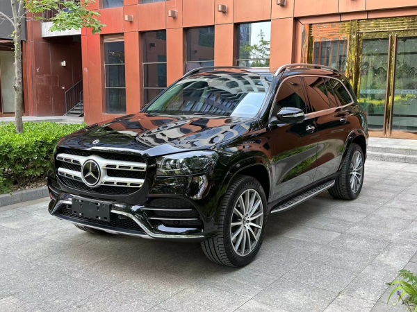 奔驰 奔驰GLS  2023款 改款二 GLS 450 4MATIC 豪华型