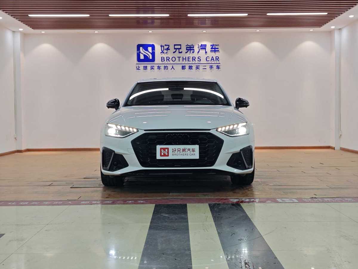 2022年6月奧迪 奧迪A4L  2022款 40 TFSI 豪華動(dòng)感型