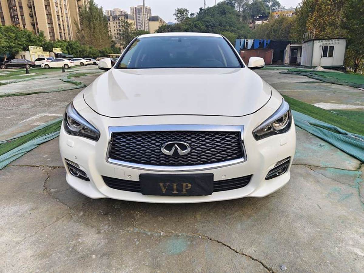 英菲尼迪 Q50L  2015款 2.0T 悅享版圖片