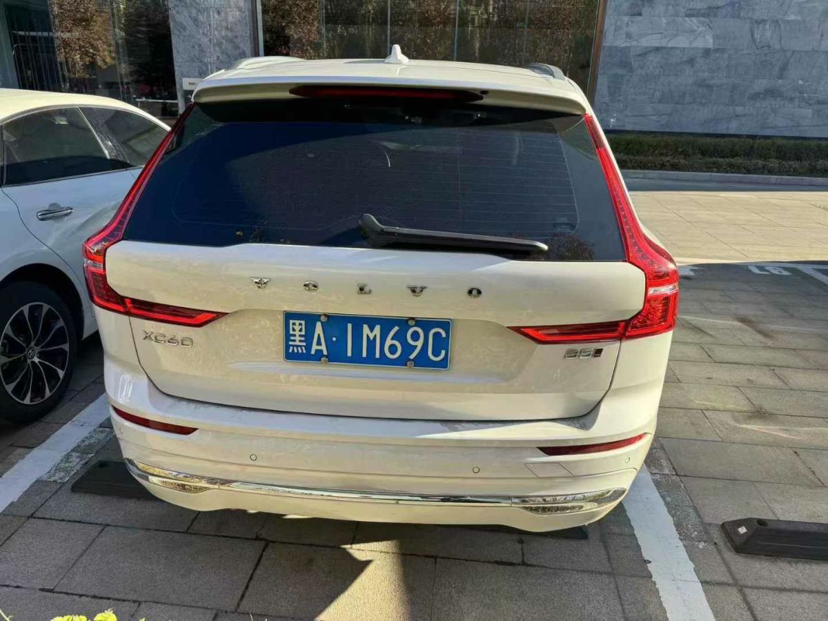 沃爾沃 XC60  2022款 B4 智行豪華版圖片