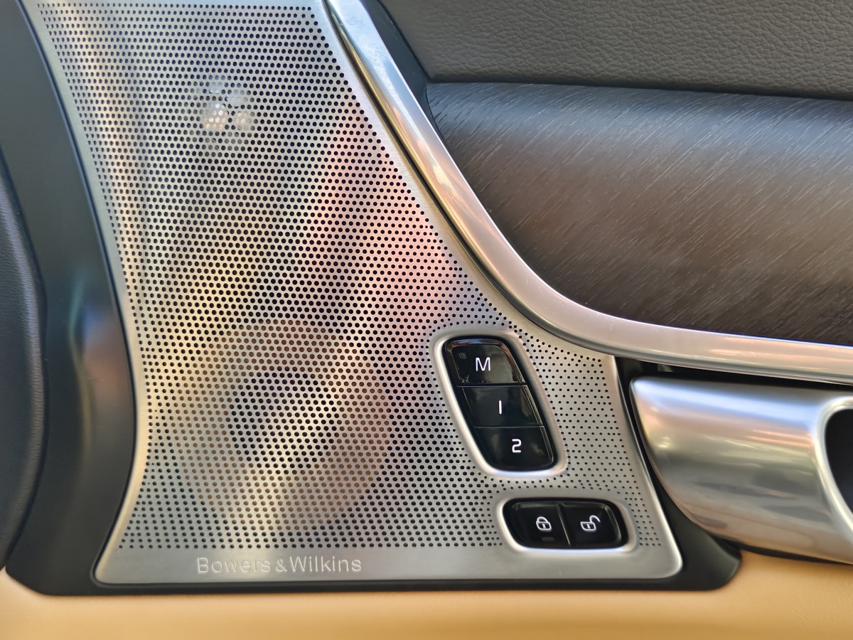 沃尔沃 V90  2017款 Cross Country T5 AWD 智尊版图片