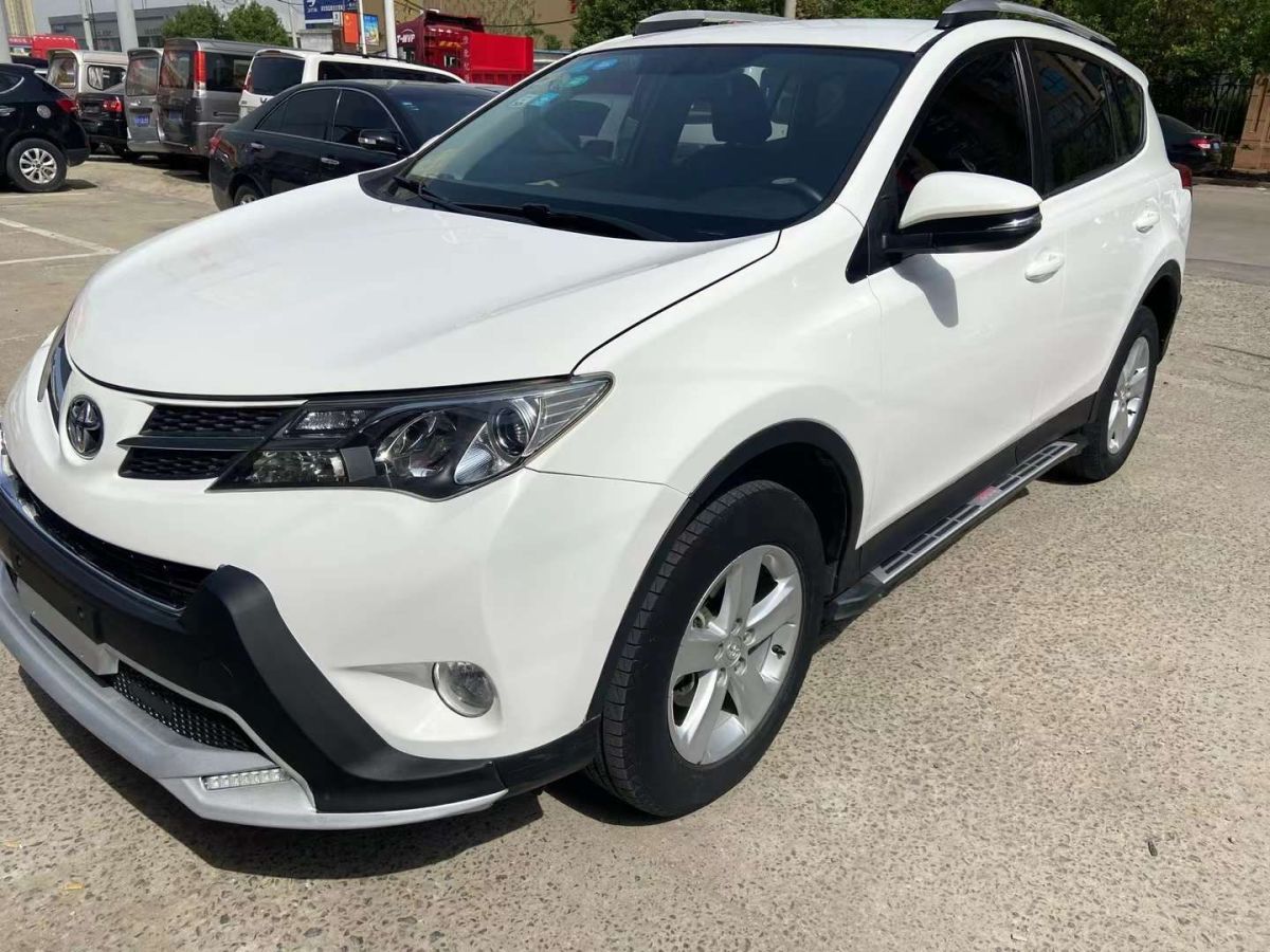 豐田 rav4 圖片