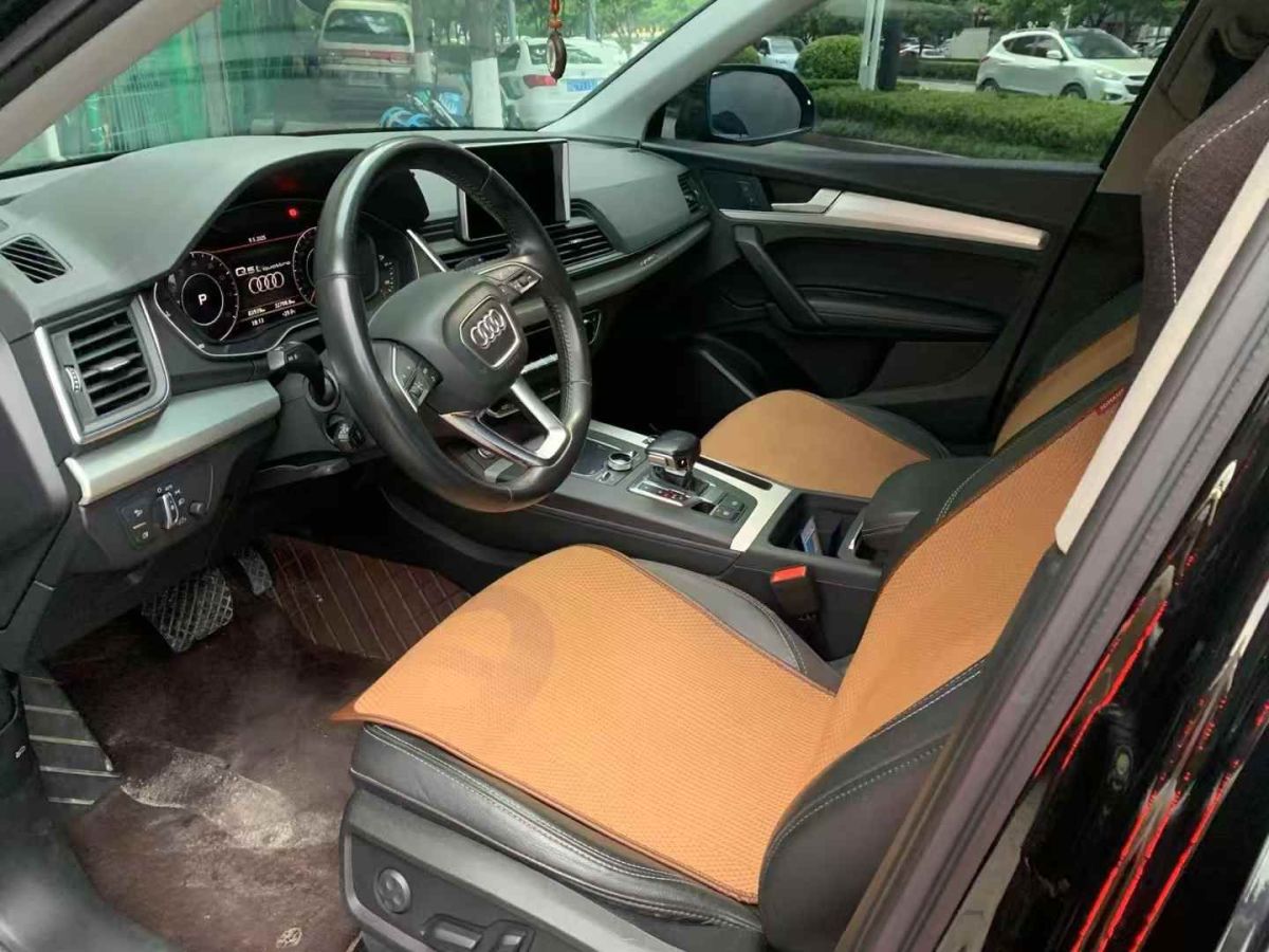 奧迪 Sport 奧迪RS Q8  2021款 RS Q8 4.0T圖片