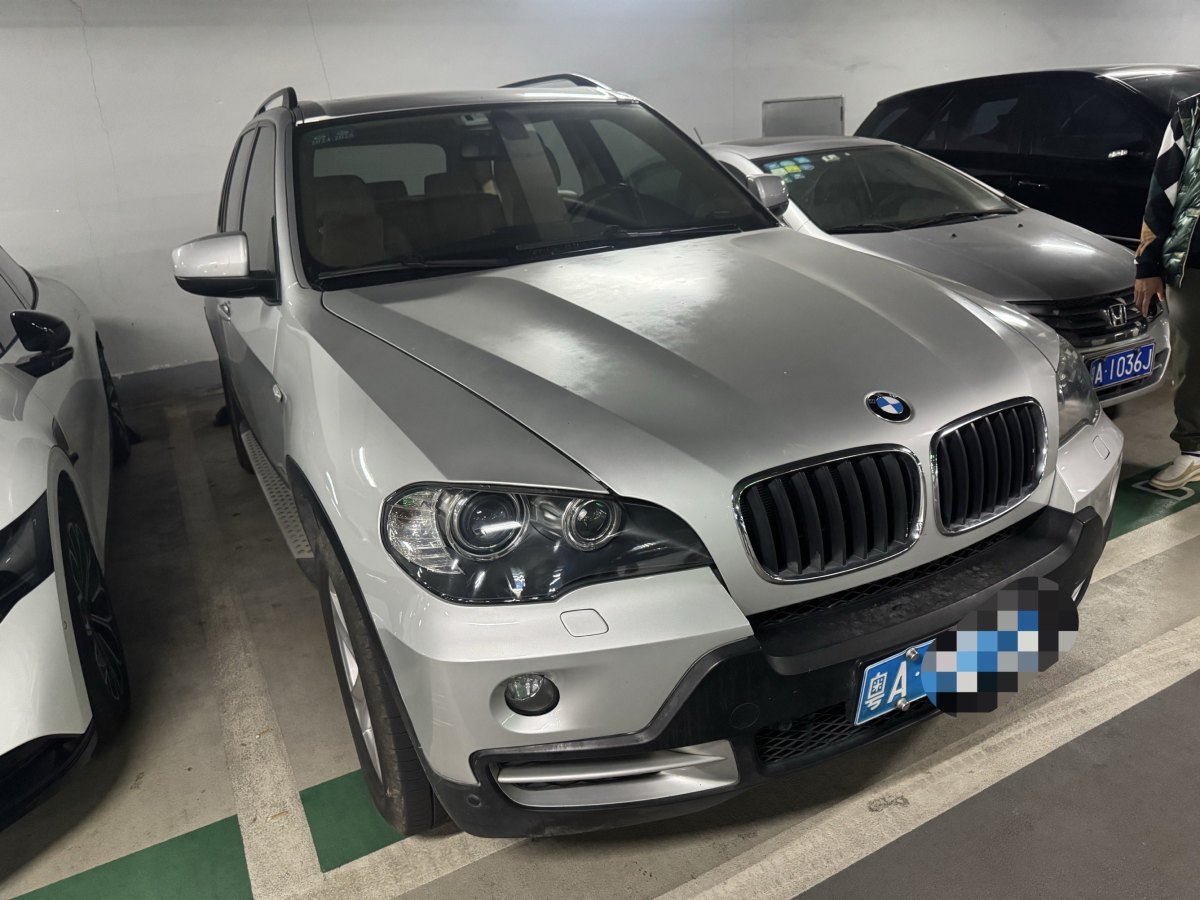 寶馬 寶馬X5  2009款 xDrive30i豪華型圖片