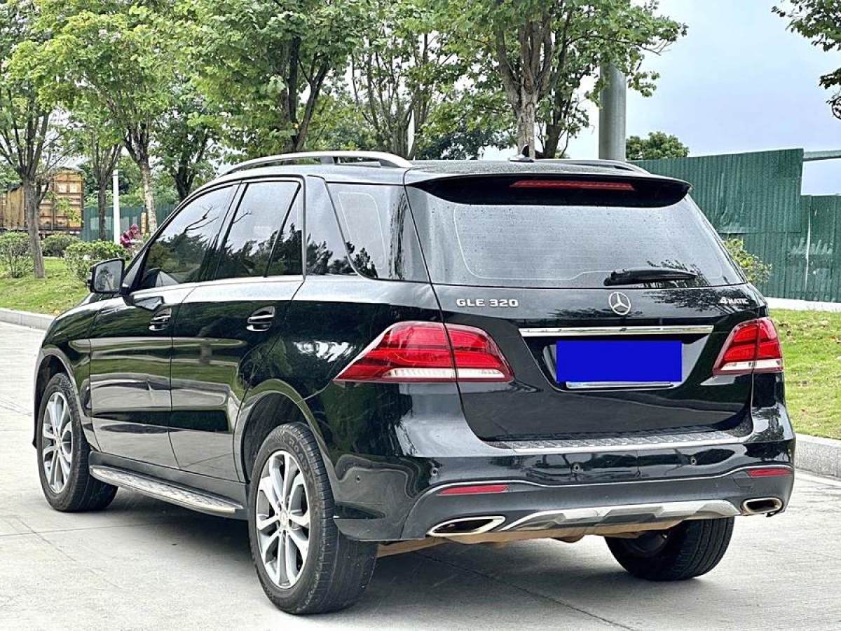 奔馳 奔馳GLE  2016款 GLE 320 4MATIC 豪華型圖片