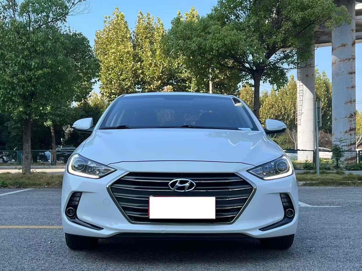 現(xiàn)代 領(lǐng)動(dòng)  2019款 1.5L CVT智炫?精英型圖片