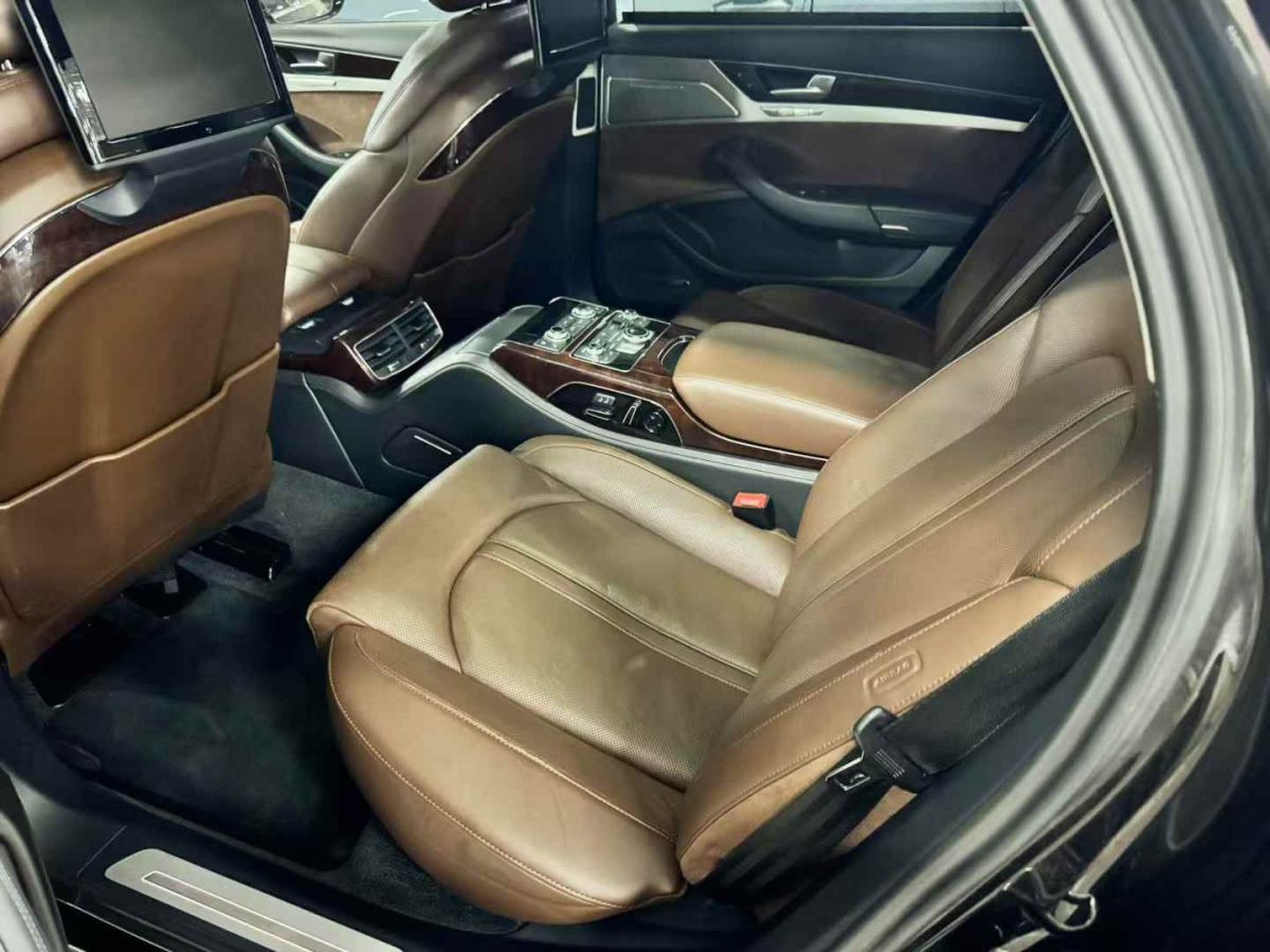 奧迪 奧迪A8  2012款 A8L 45 TFSI quattro舒適型圖片