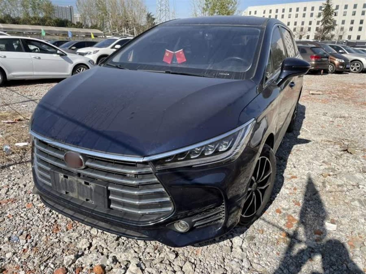 比亞迪 宋MAX  2017款 1.5T 自動智聯(lián)豪華型 7座圖片