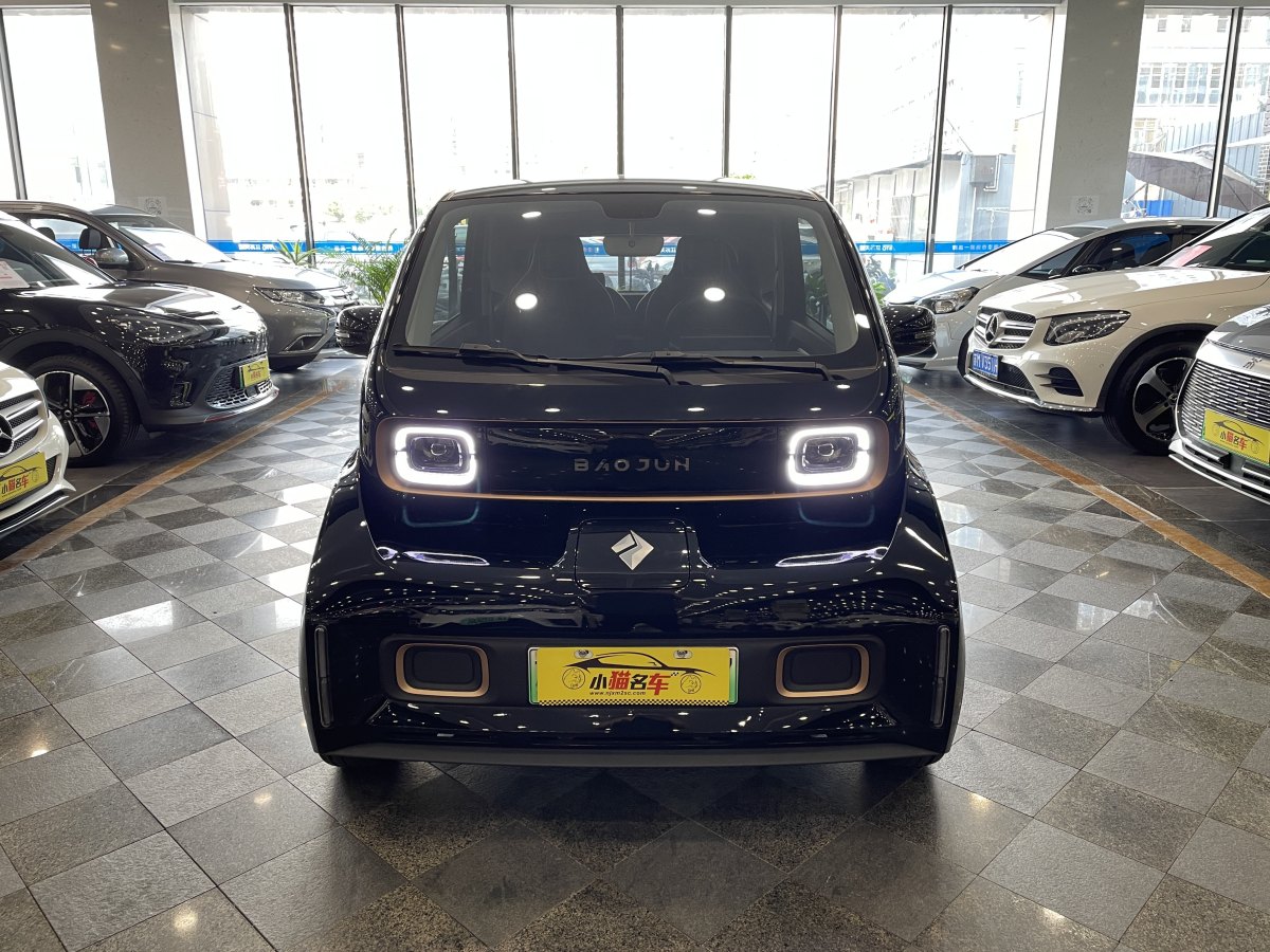 寶駿 寶駿KiWi EV  2021款 藝術(shù)家 三元鋰圖片