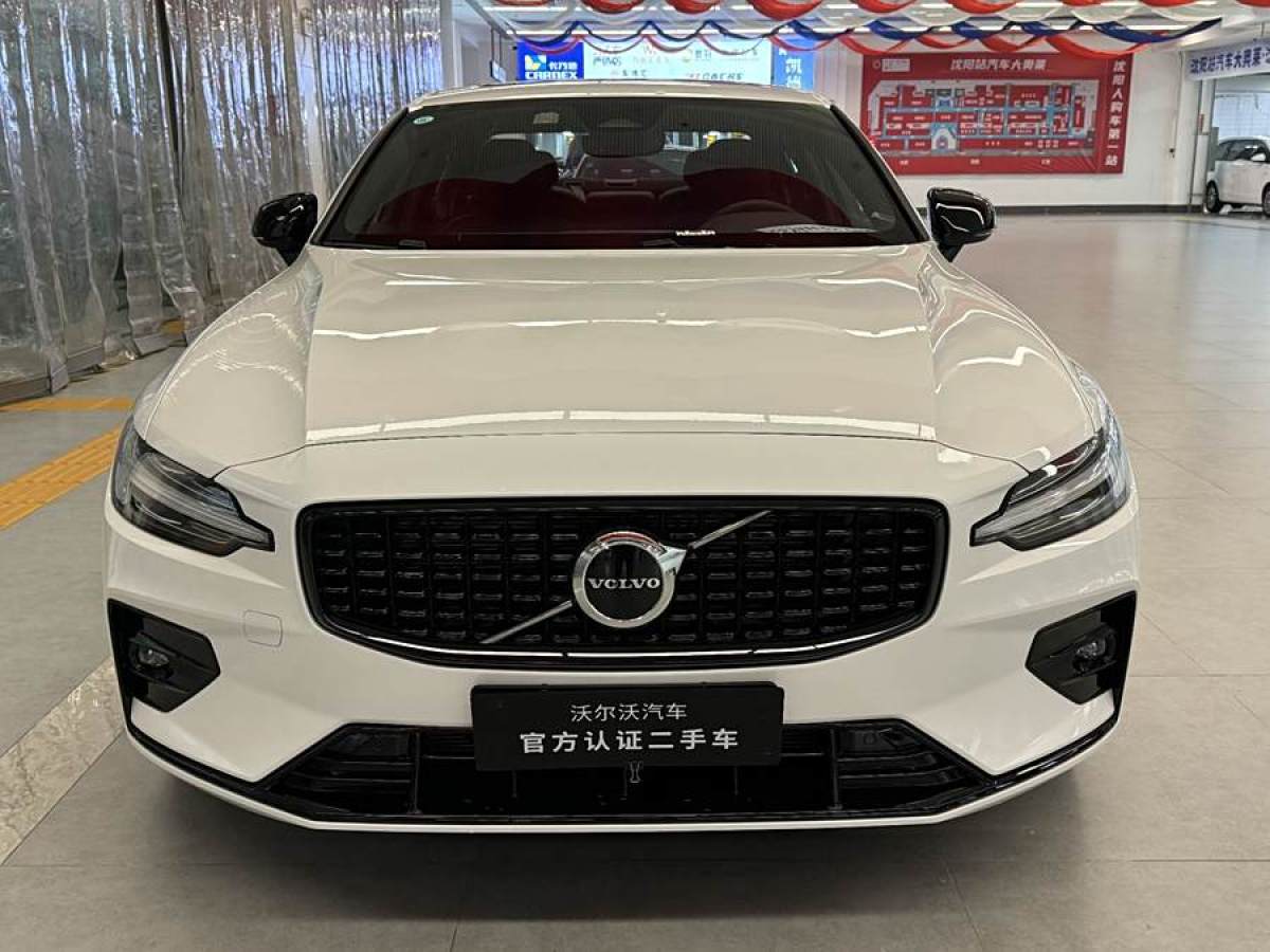 沃爾沃 S60L  2024款 B5 智雅運動版圖片