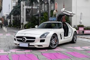 奔驰SLS级AMG 奔驰 SLS AMG