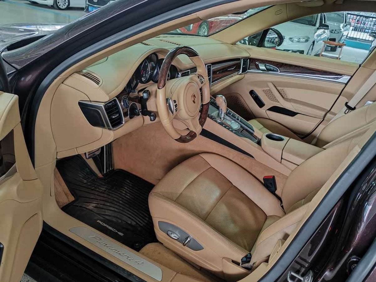 保時(shí)捷 Panamera  2010款 Panamera 4 3.6L圖片