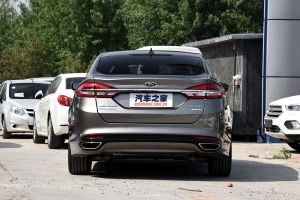 奧迪Q2L 奧迪 改款 35TFSI 豪華動感型