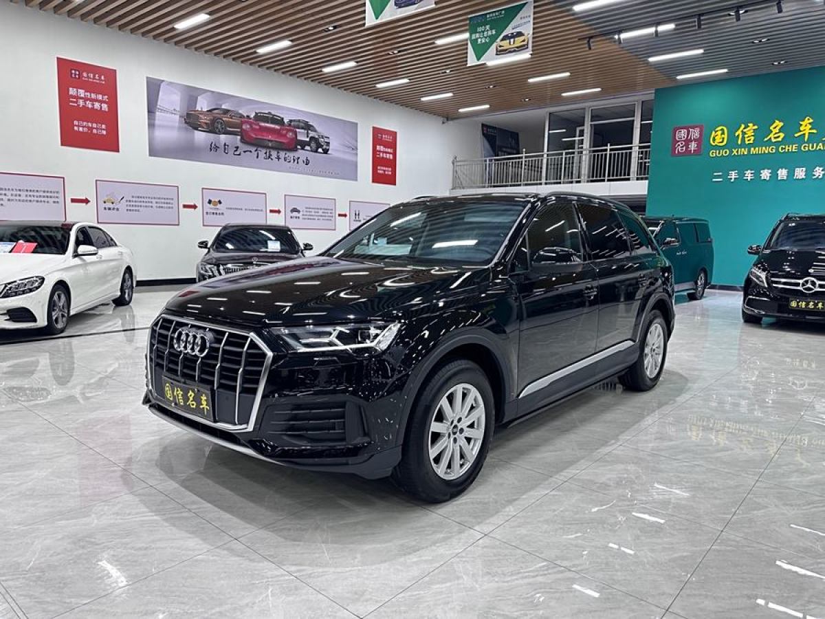 奧迪 奧迪Q7  2023款 45 TFSI quattro S line運(yùn)動(dòng)型圖片