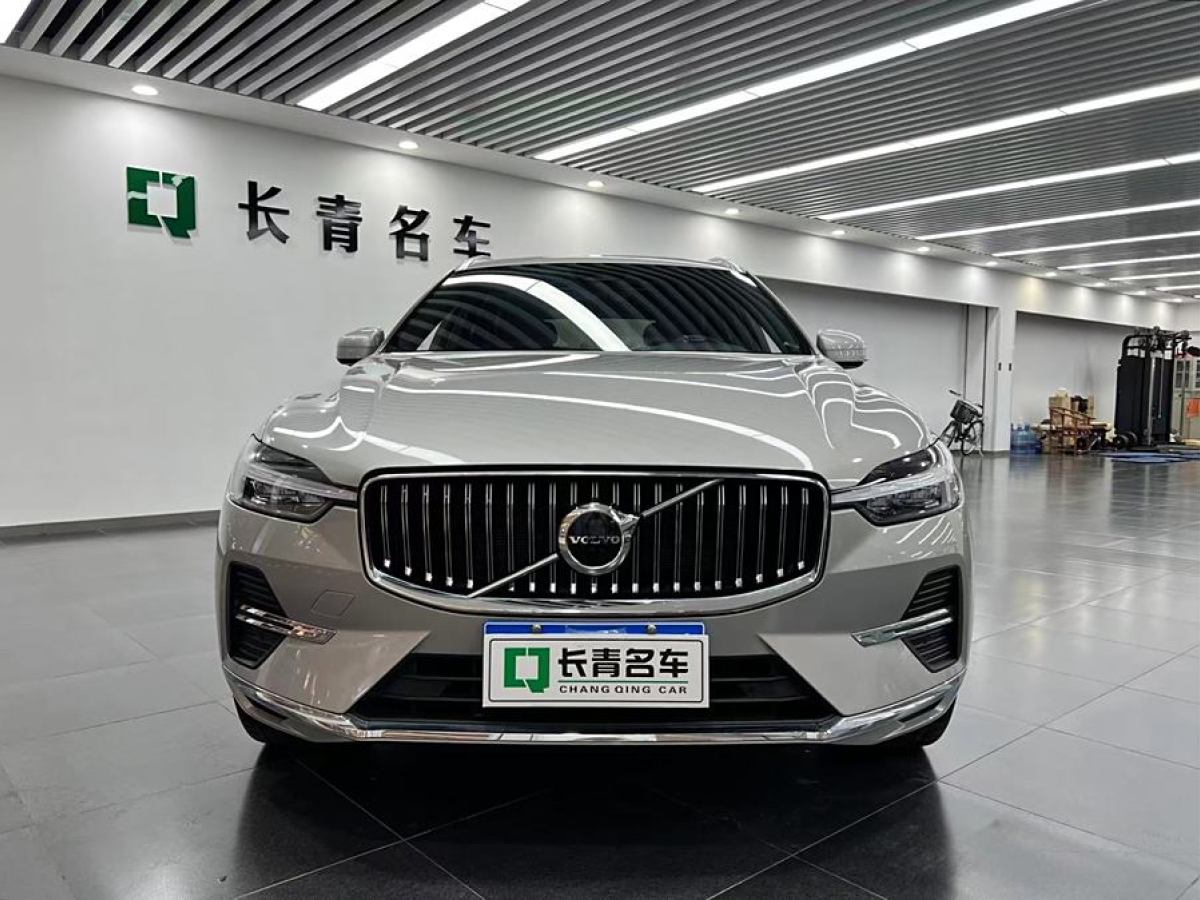 沃爾沃 XC60  2023款 B5 四驅(qū)智遠豪華版圖片