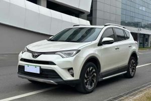 RAV4榮放 豐田 2.0L CVT兩驅(qū)風(fēng)尚X版