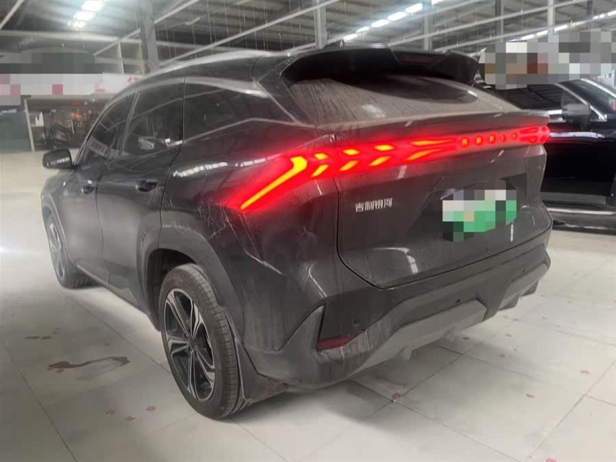 銀河 銀河L7  2024款 1.5T 115km MAX  龍騰版圖片
