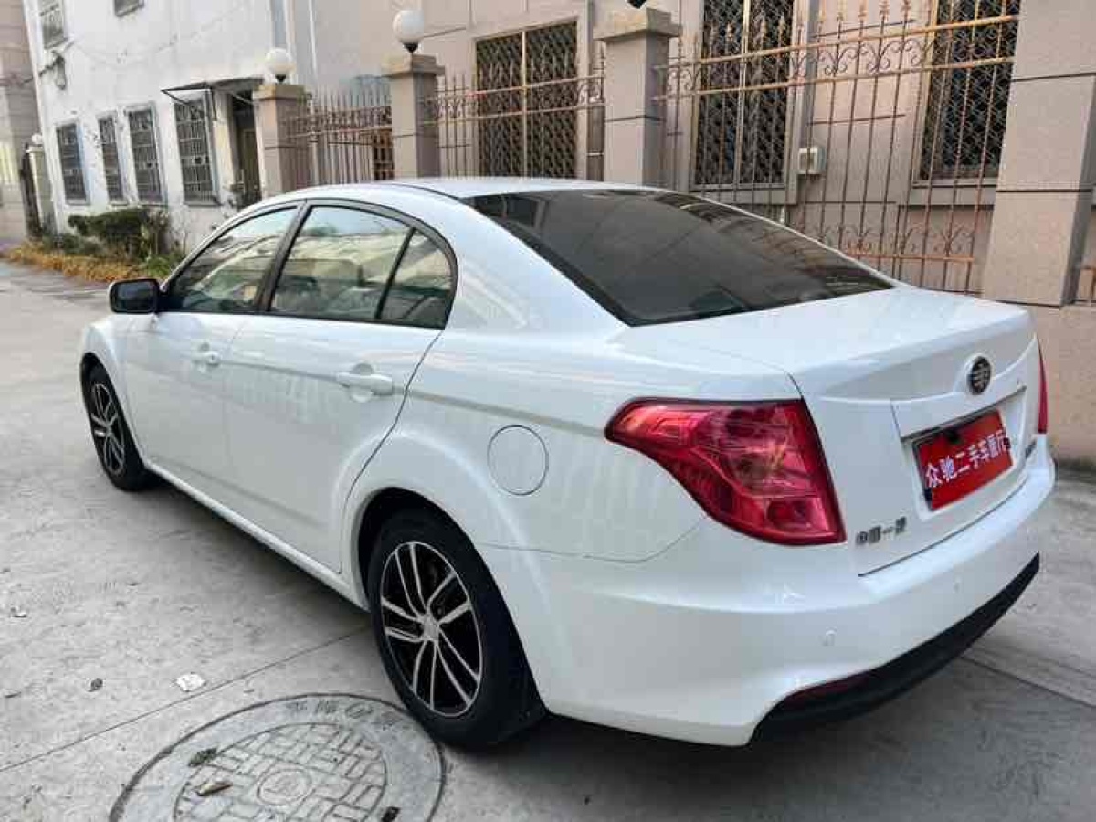 奔騰 B50  2013款 1.6L 手動豪華型圖片