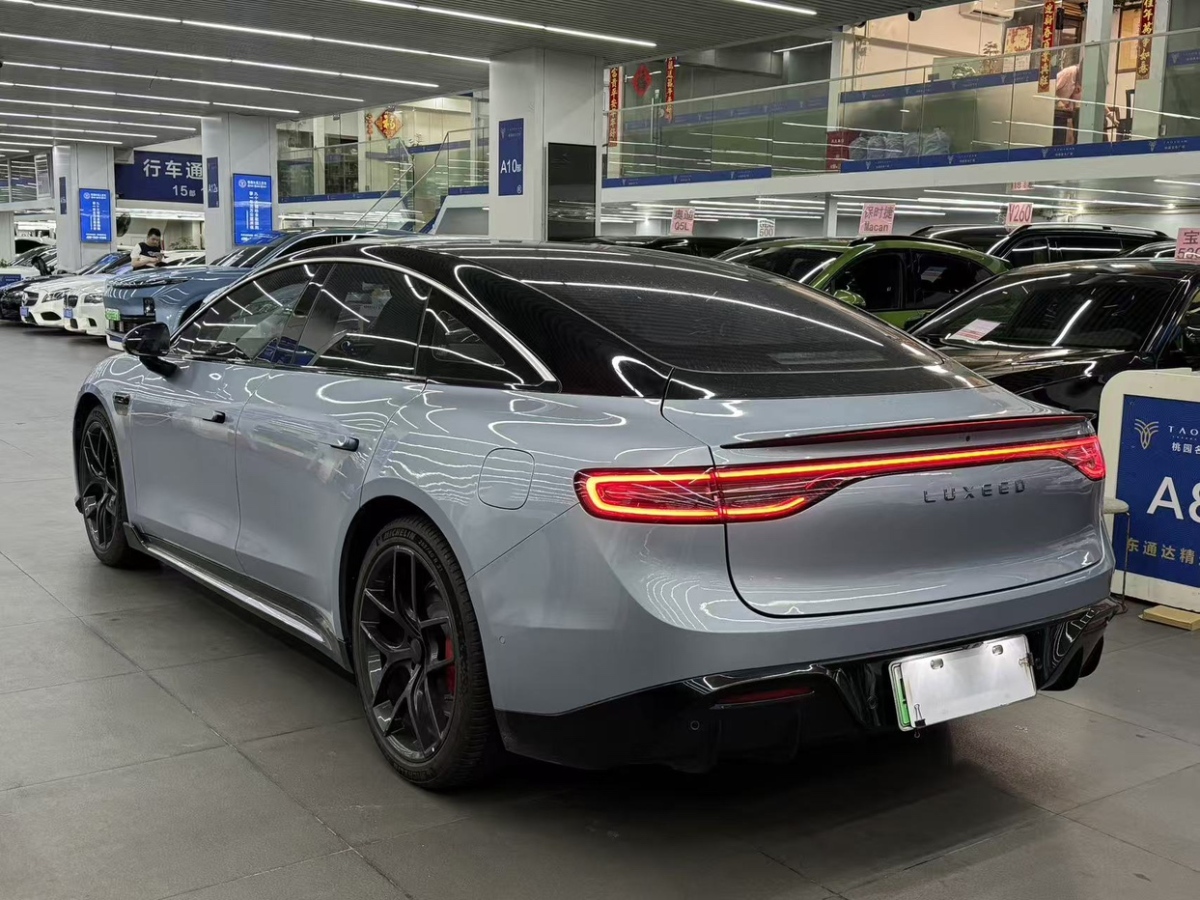 智界汽車(chē) 智界S7  2024款 Max RS 四驅(qū)性能版圖片