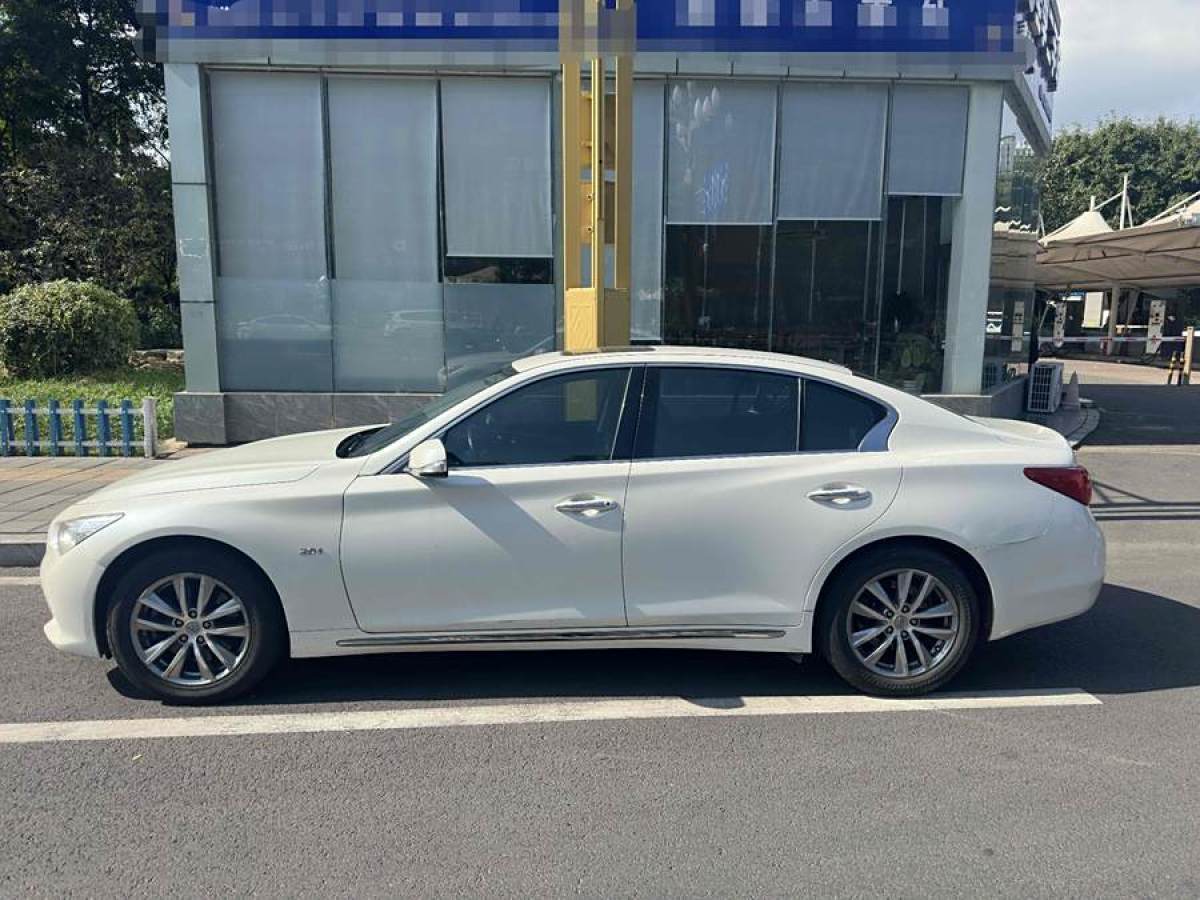 英菲尼迪 Q50L  2015款 2.0T 舒適版圖片