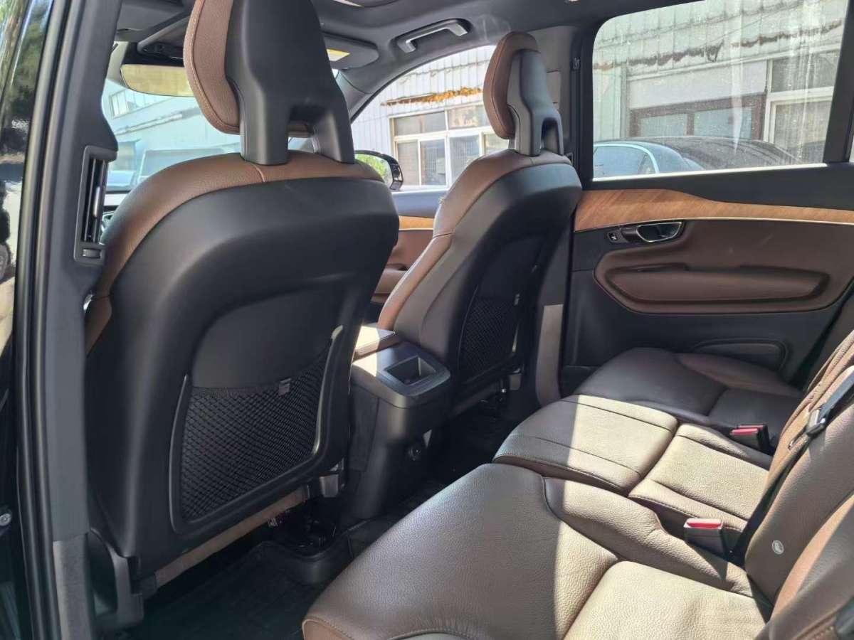 2020年11月沃爾沃 XC90  2021款 B5 智行豪華版 5座