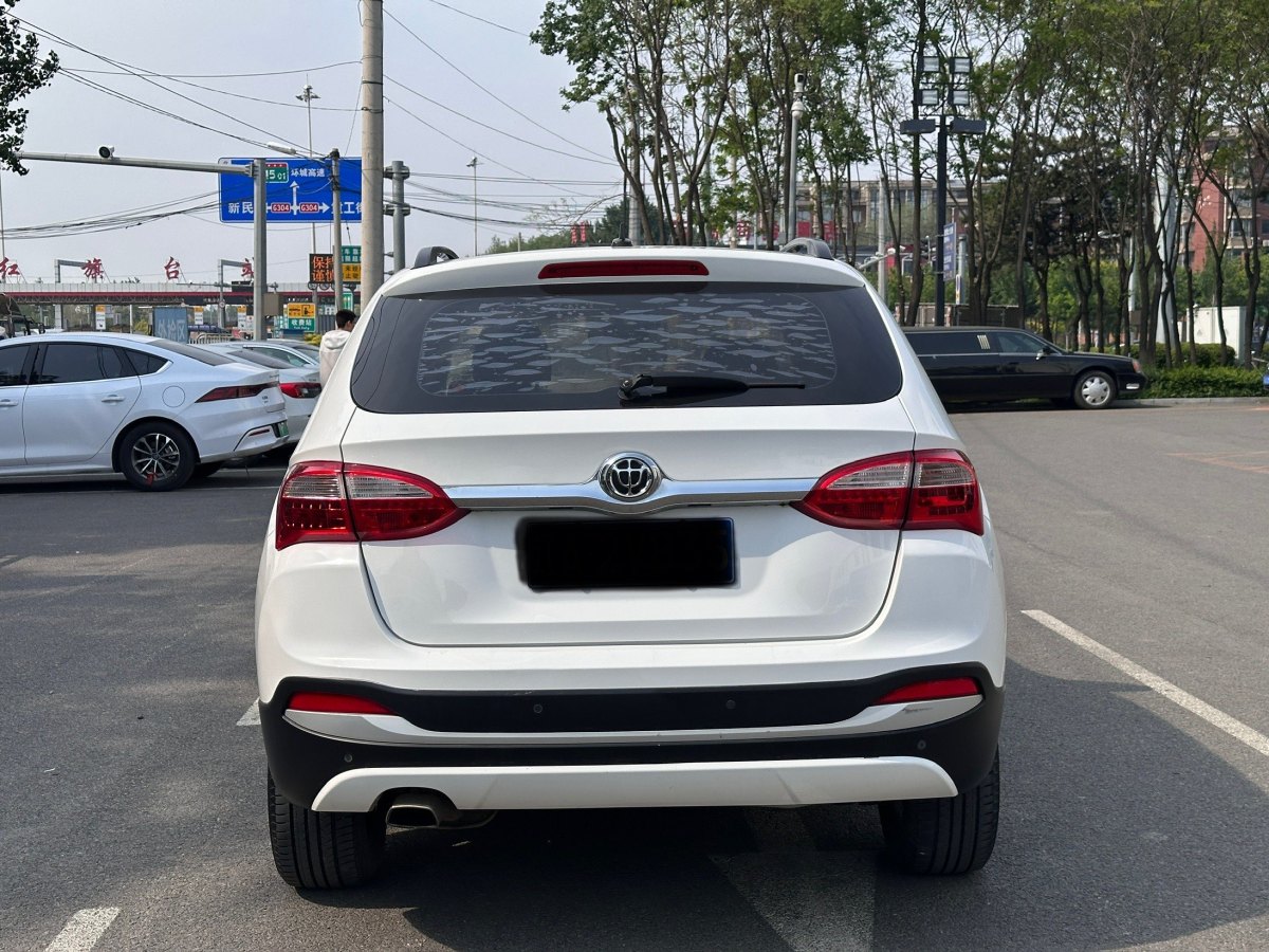 中華 V5  2014款 1.6L 自動舒適型圖片