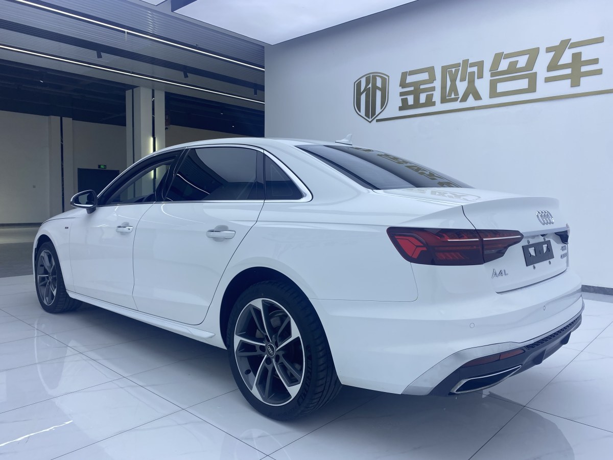 奧迪 奧迪A4L  2022款 40 TFSI 時(shí)尚動(dòng)感型圖片