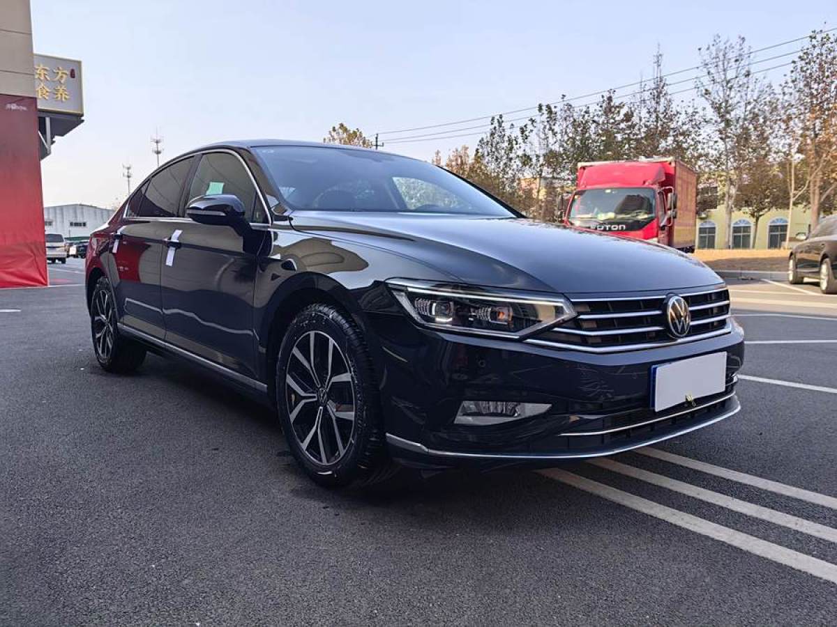 大眾 邁騰  2020款 330TSI DSG 領(lǐng)先型圖片