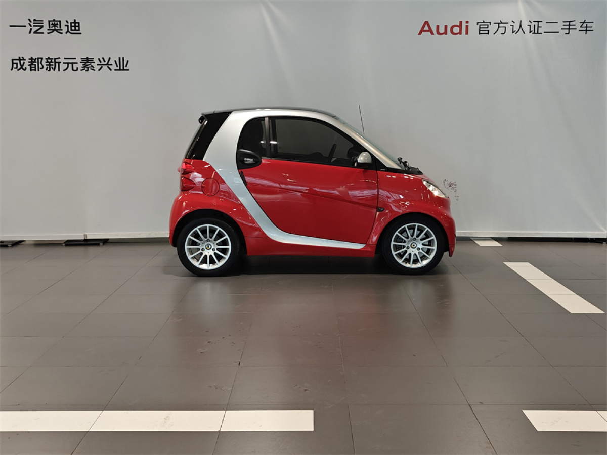 smart fortwo  2011款 1.0 MHD 硬頂激情版圖片