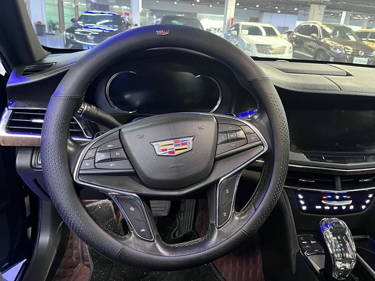 凱迪拉克 CT6  2019款 28T 豪華型圖片