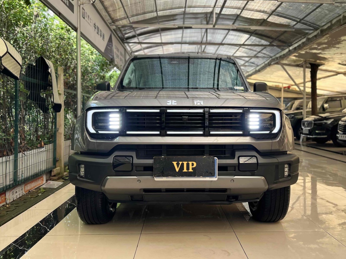 北京 BJ40  2024款 2.0T 城市獵人版 俠客型圖片
