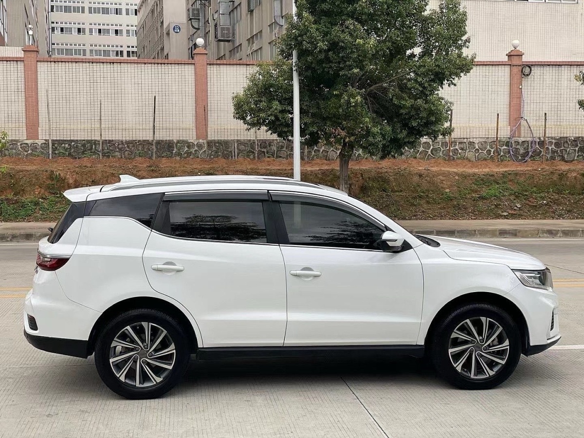 吉利 遠(yuǎn)景SUV  2020款 1.4T CVT尊貴型圖片