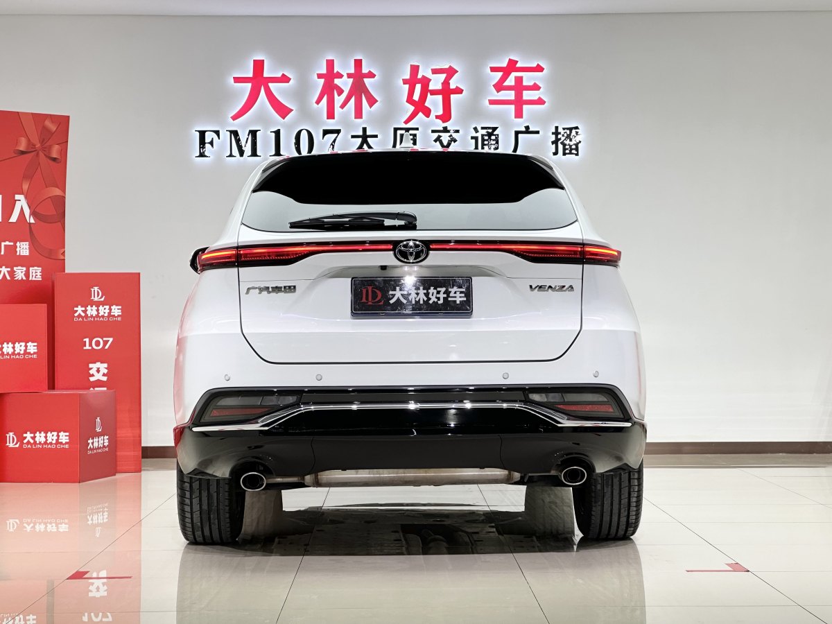 丰田 威飒  2022款 2.0L CVT两驱尊贵版图片