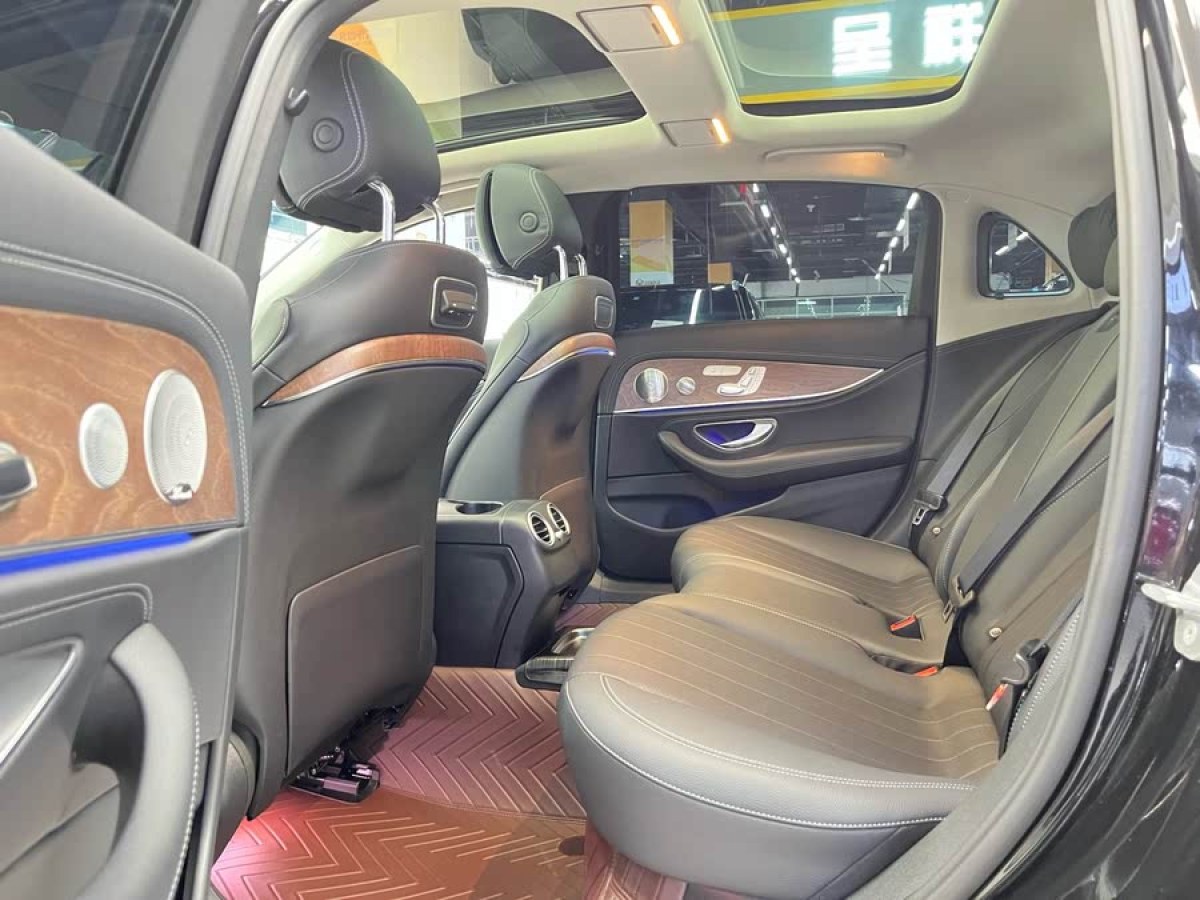 奔馳 奔馳E級  2020款 E 300 L 豪華型圖片