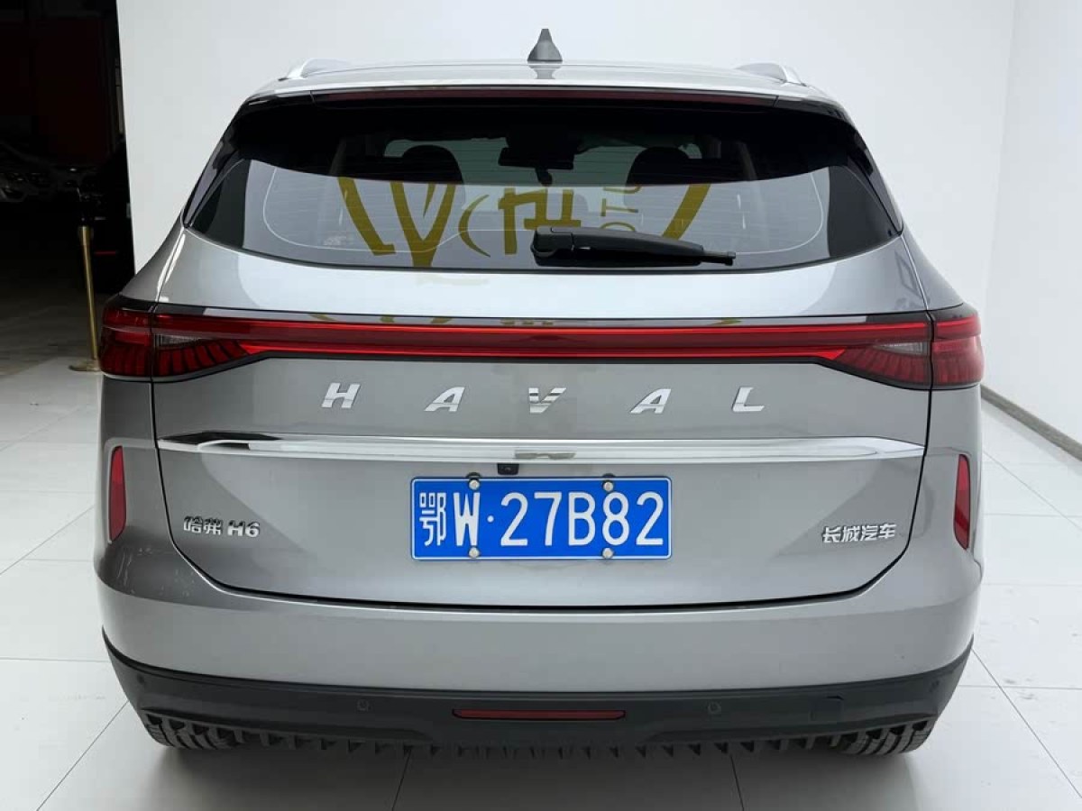哈弗 H6  2022款 第三代 1.5T 自動兩驅(qū)Max圖片