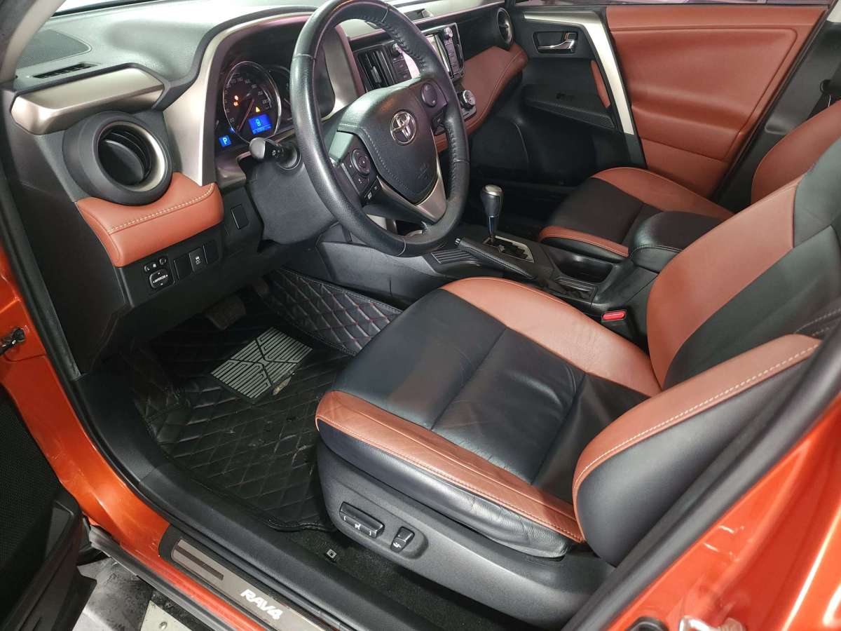 豐田 RAV4榮放  2013款 2.5L 自動四驅(qū)尊貴版圖片