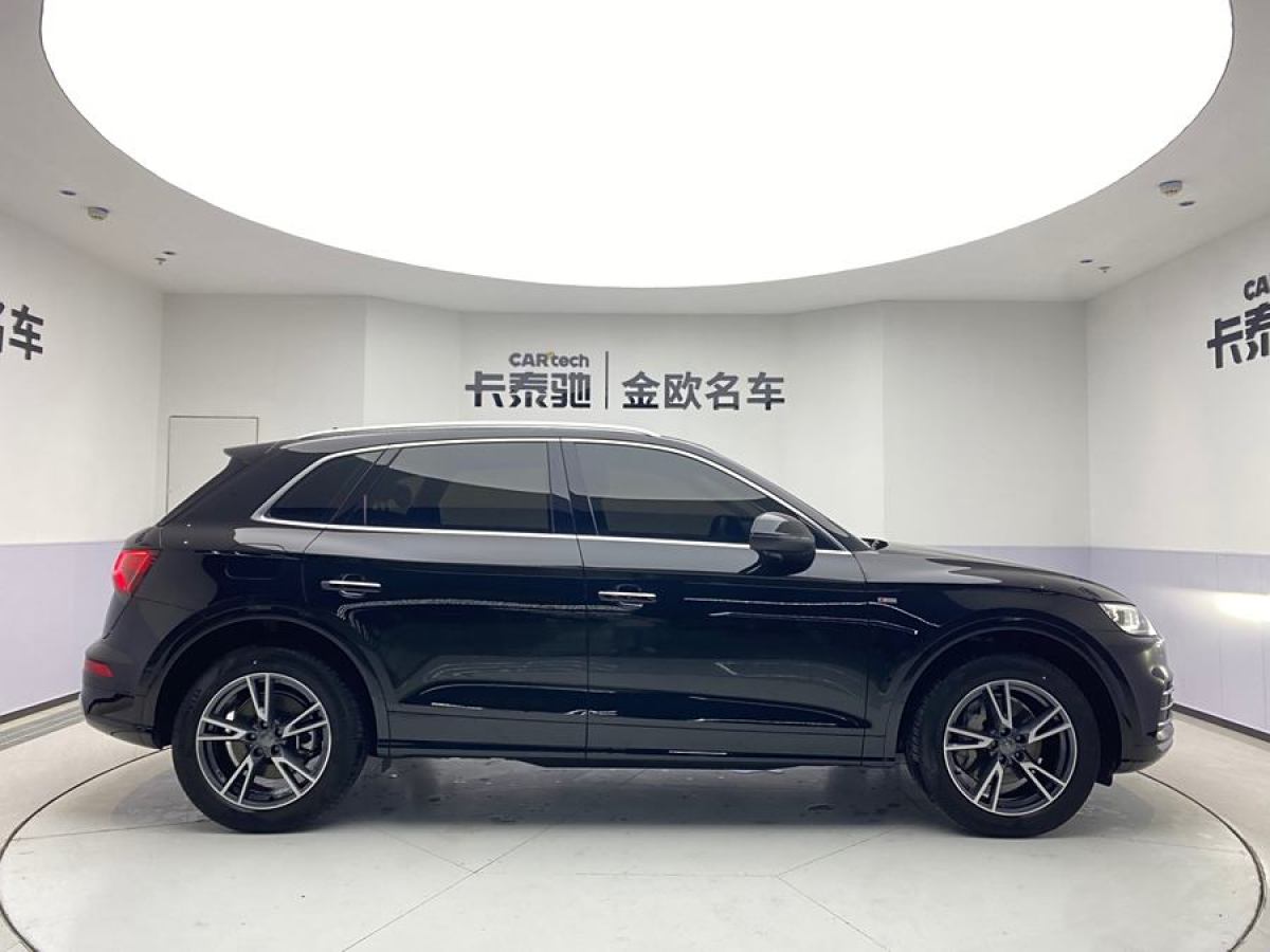 奧迪 奧迪Q5L  2020款 改款 40 TFSI 榮享時尚型圖片