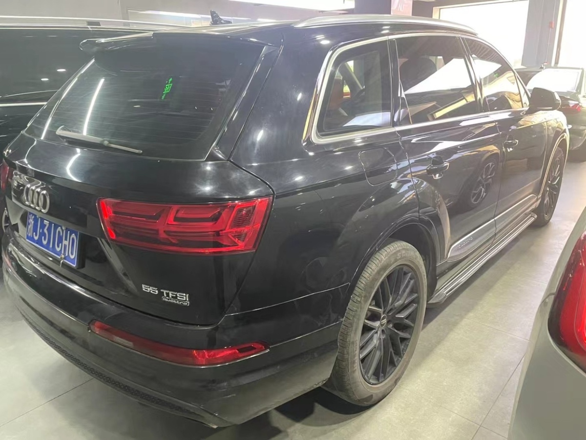 2019年1月奧迪 奧迪Q7  2019款 55 TFSI 技術(shù)型