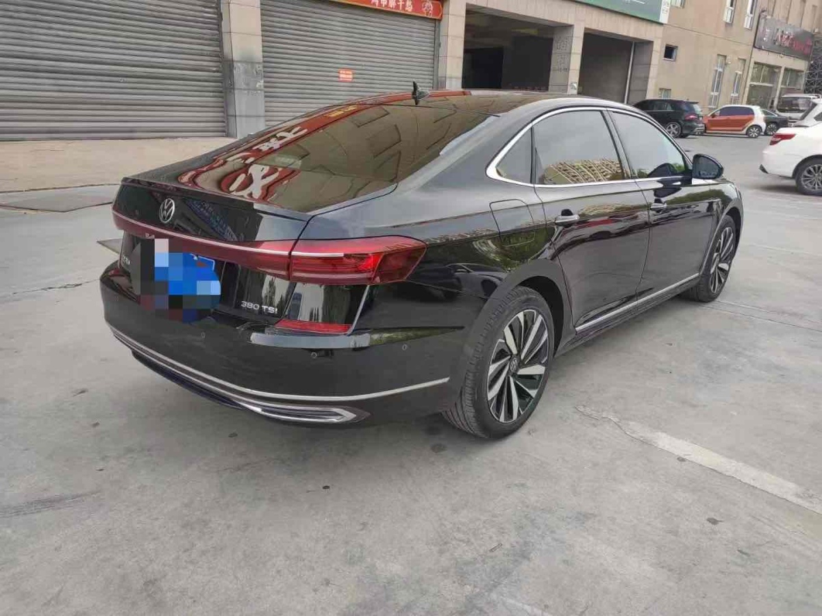 大眾 帕薩特  2024款 380TSI 豪華版圖片