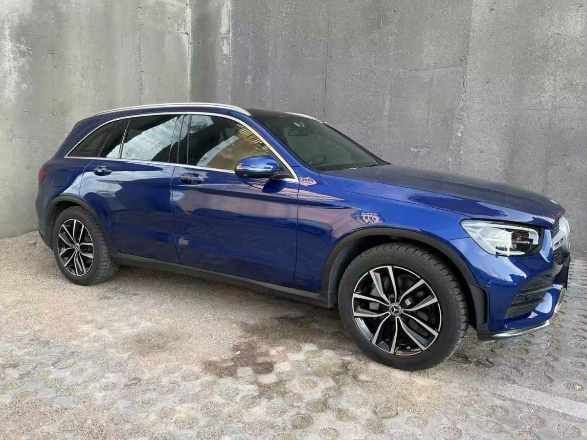 奔馳 奔馳A級  2020款 改款 A 180 L 運(yùn)動轎車特殊配置圖片