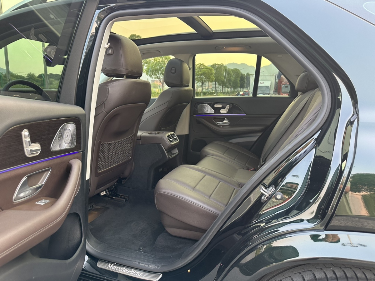 奔馳 奔馳GLE  2021款 GLE 350 4MATIC 時尚型圖片