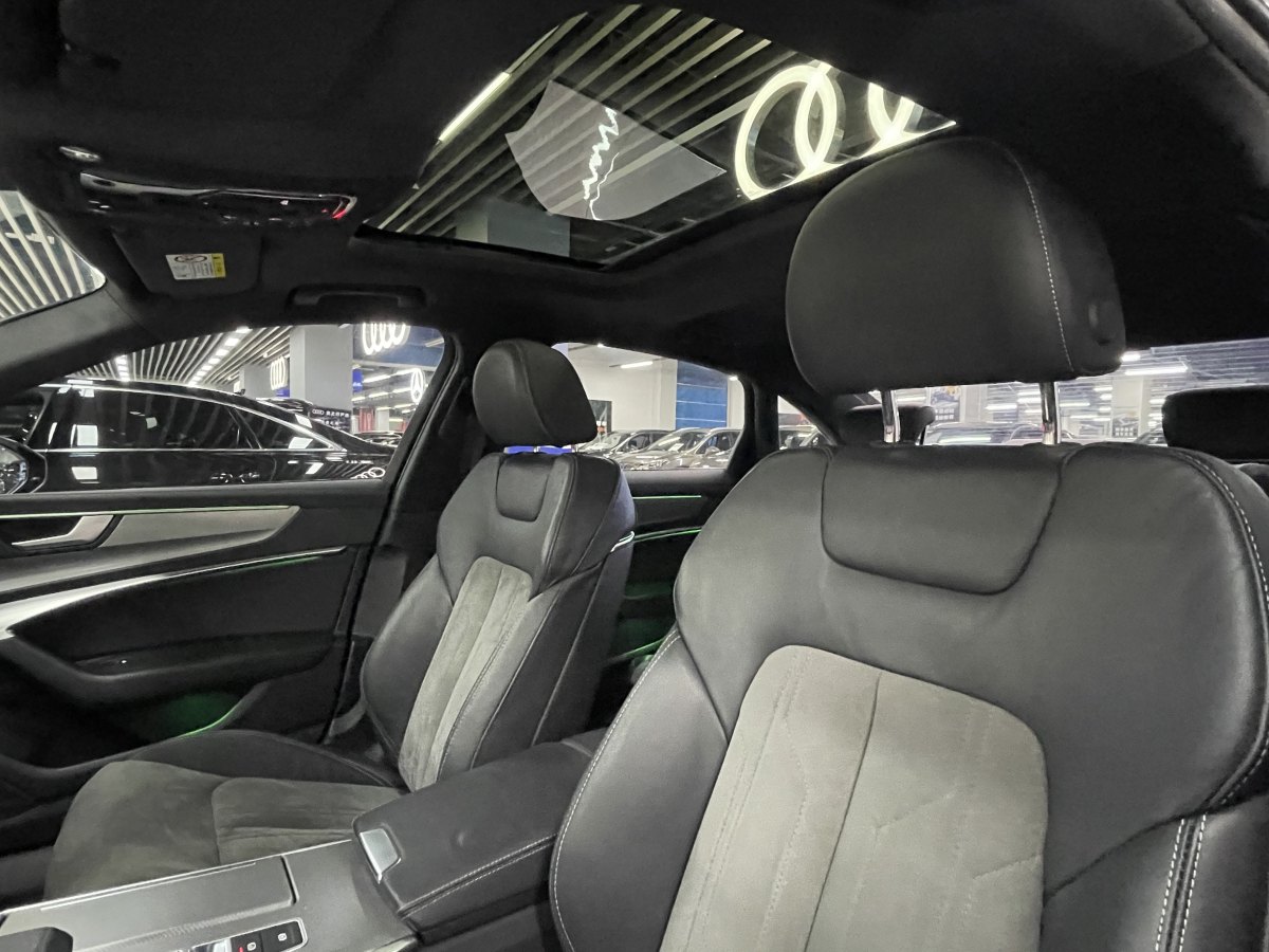 奧迪 奧迪A6L  2022款 40 TFSI 豪華動感型圖片