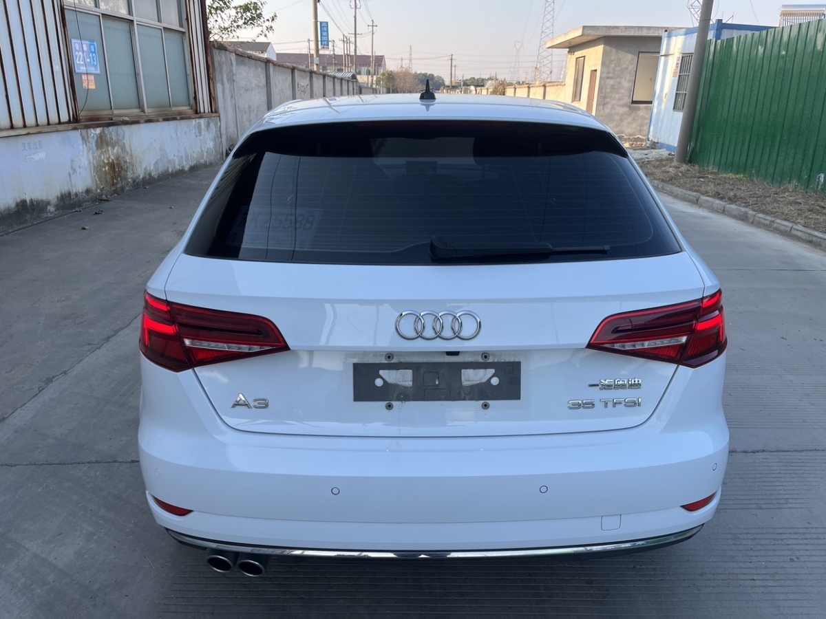 奧迪 奧迪A3  2020款 Sportback 35 TFSI 進(jìn)取型圖片