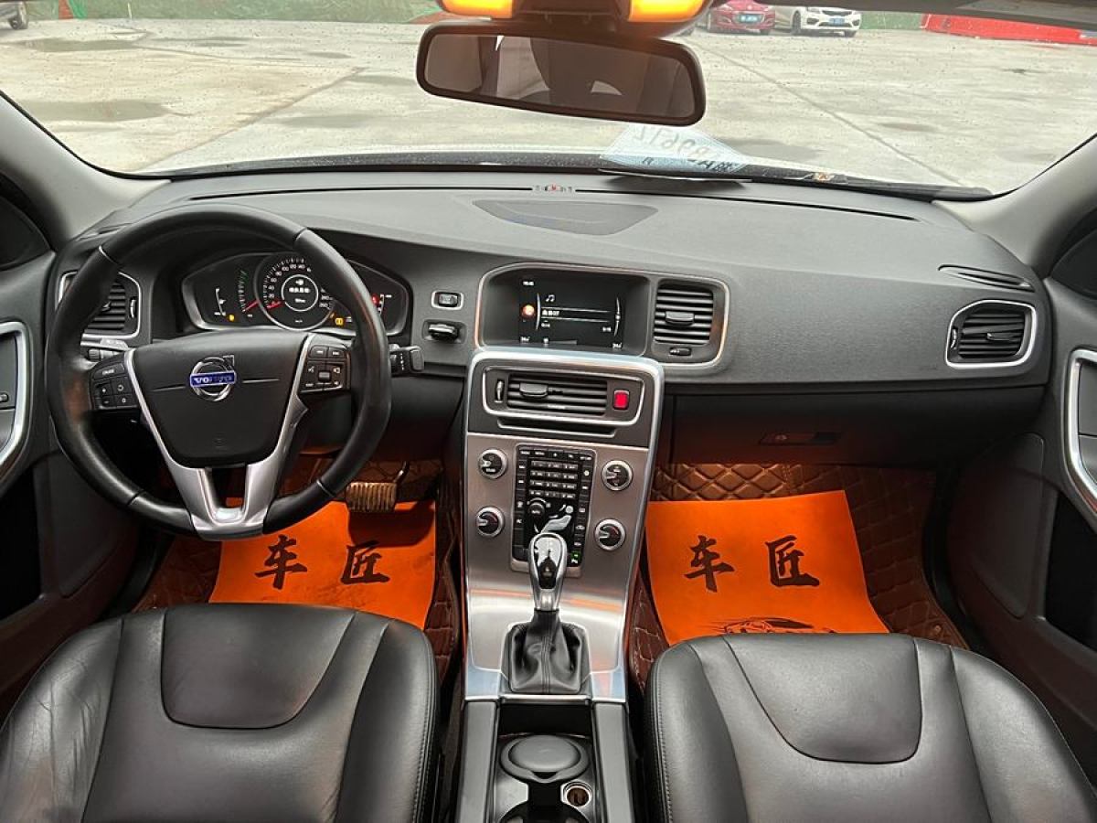 沃爾沃 S60  2016款 S60L 1.5T T3 智行版圖片