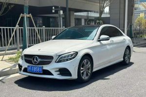 奔馳C級(jí) 奔馳 C 300 L 運(yùn)動(dòng)版