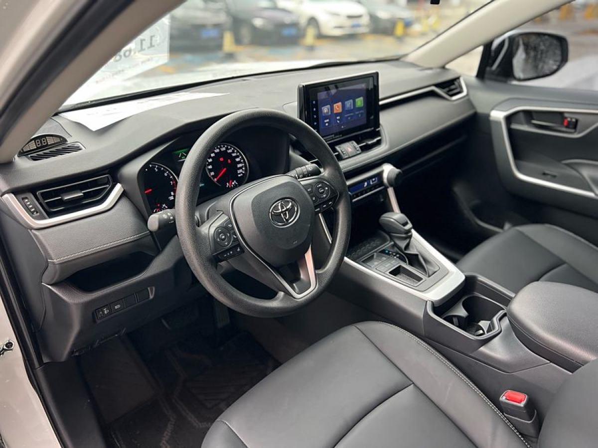 豐田 RAV4榮放  2022款 2.0L CVT兩驅(qū)都市版圖片