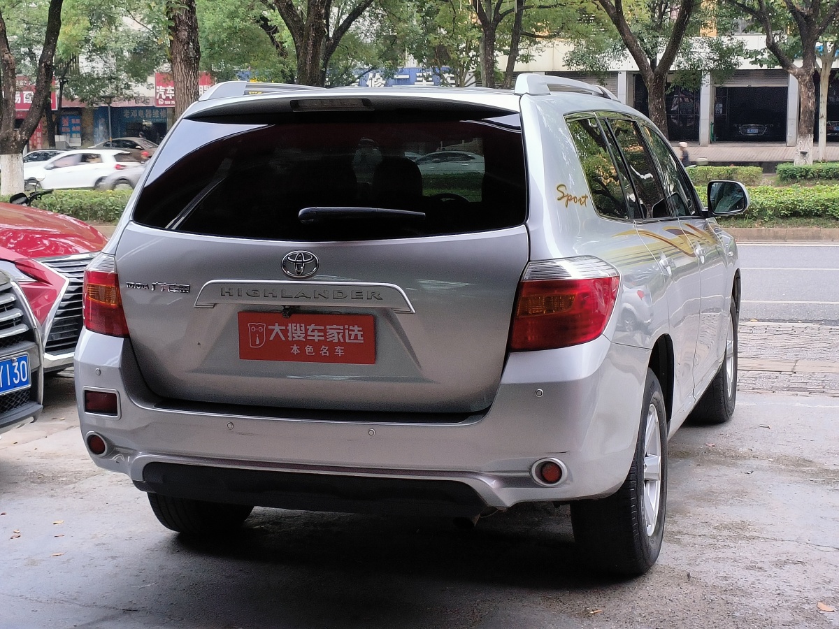 2012年1月豐田 漢蘭達  2009款 2.7L 兩驅(qū)5座精英版