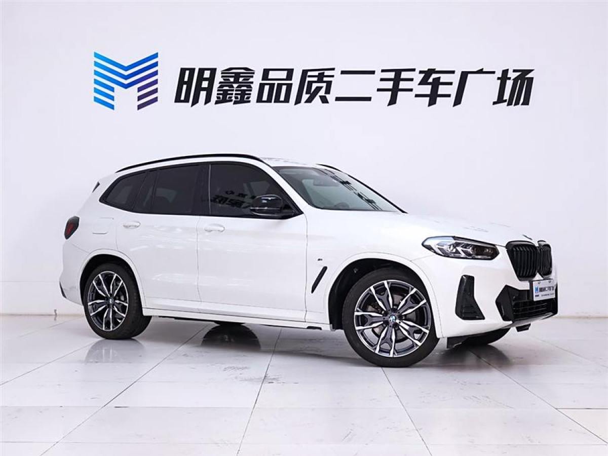 2022年7月寶馬 寶馬X3  2022款 xDrive30i 領(lǐng)先型 M曜夜套裝